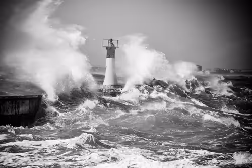 Item #9465970919991825070381387110769562952088497977437425311300914663613328785409 Media