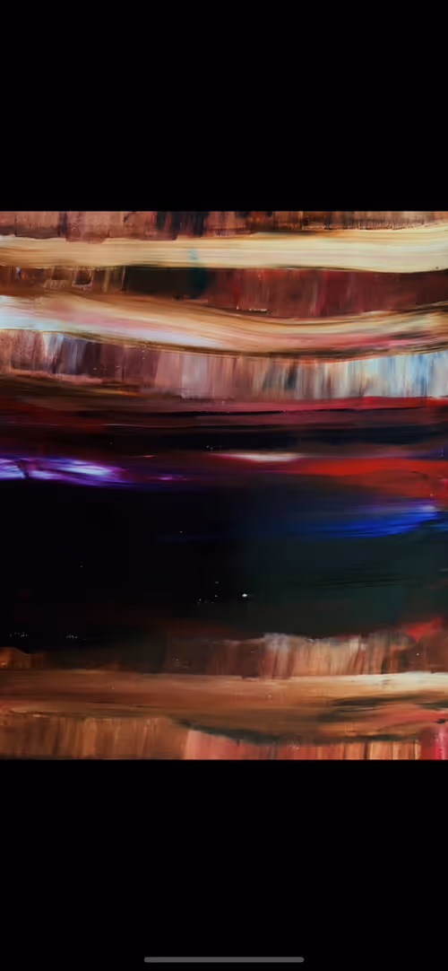 Item #55137246705674386469707355943730610968122604849270047452659183219557623922689 Media