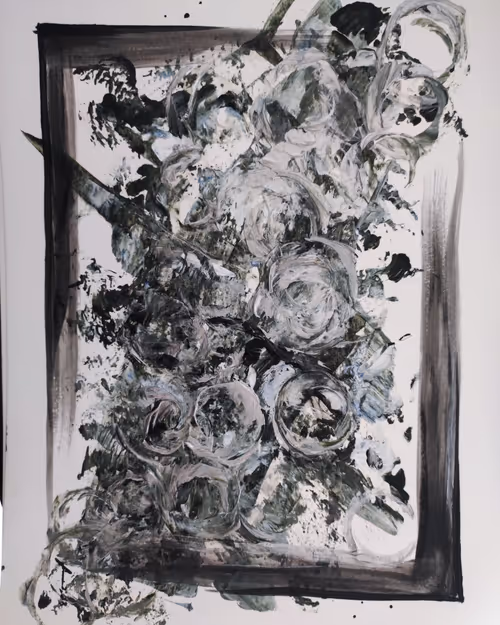 Item #25202890943415558022374621980283472160557508427508619603626645442788436475905 Media