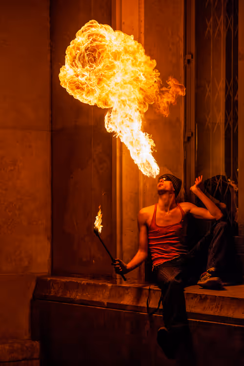 Item #115430530021268454506709462617258432423083676323812975140675142982936261820417 Media