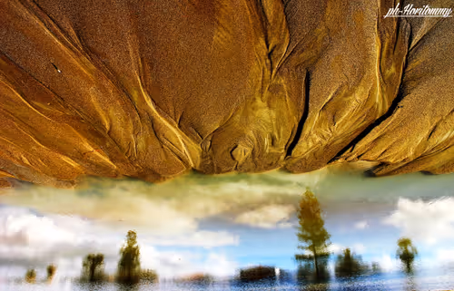 Item #106724480225674234207905183148312565268453477857390453009567810403540041465857 Media