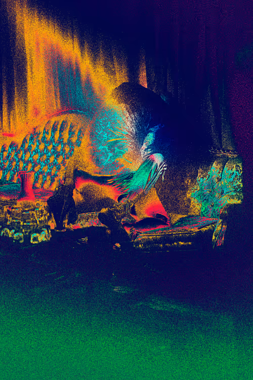 Item #66441873994140045921999615283650104973925355742064477402839904766524794077185 Media