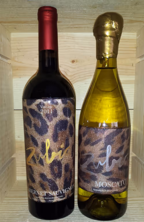 Item #39593655939985855129749082379850820769736281827755441986965108885174423128016 Media