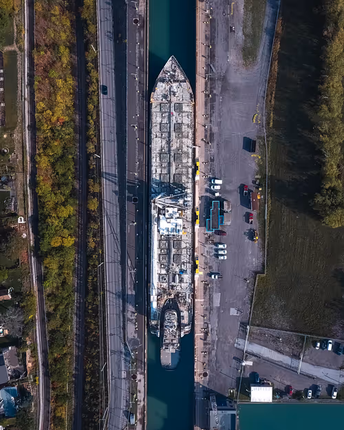 Item #100600280271040798317723628260513137156606623100883316454227272452022686711809 Media