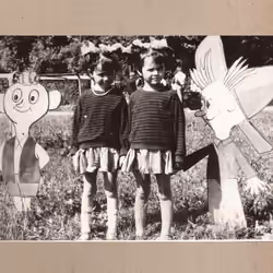 Two twins 1990 | 04/20
