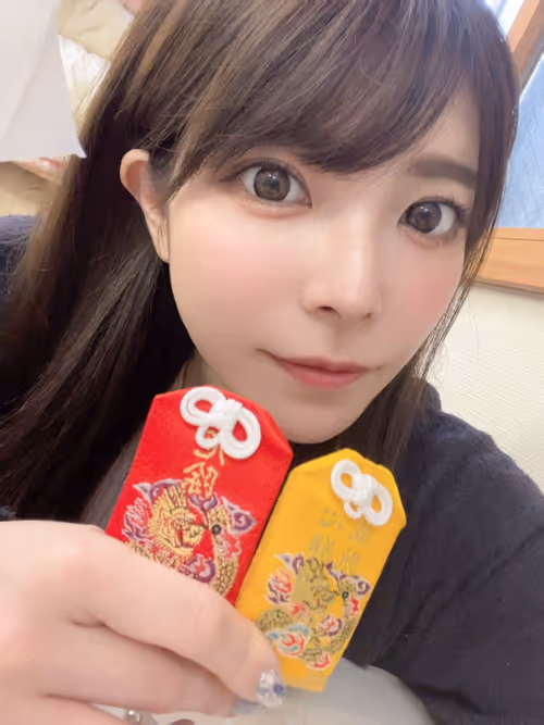 Item #84121289081958468684343997734683858451826841711285640041724668572095878266881 Media