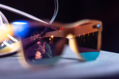 Item #75549937673256164570194790433587137201124843367167804247091585031655745650689 Media