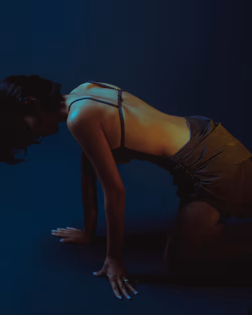 Item #49421393432894499121215694470303184244096795482679490930709574092553050914817 Media