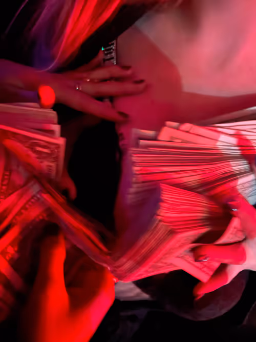 Item #60781597655012891150621200998644873712585377154720974036154249115793061052417 Media