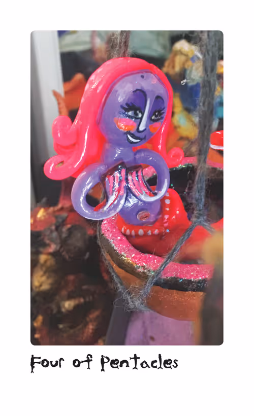 Item #101880184336832412765372440937325403979537770595125670184133729098472439676929 Media