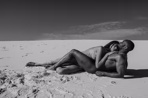 Item #109447972609685372114620173832408534157171490845755984641052225600558542618625 Media