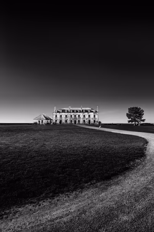 Item #75959814784190793324708169911984379127395736312846048783770068500861723607041 Media