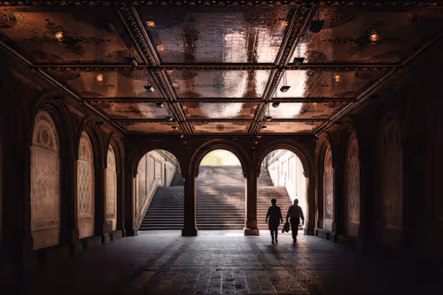 Item #44843267928384616295570388666005333348511305641032866018452810658957741785089 Media