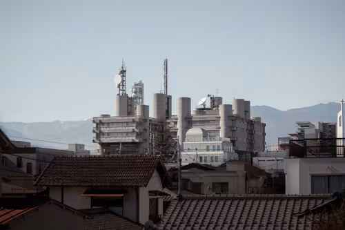 Item #71999170645344517503323936946378052105348448791165031614100394261414403899393 Media