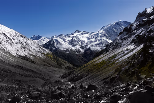 Item #83078762740139376938718327427233199779928808493802448471748731848341883715585 Media