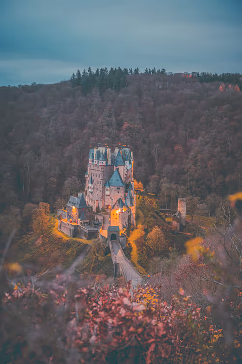 Item #40593142556213441336506349609622938087091098333829474933464162248658574639105 Media