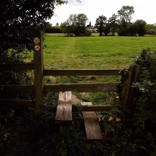 Item #105237010342582609876748436582366170093723610565651913513256945283084845056001 Media