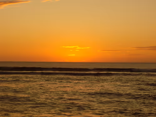 Item #40129036347338487732493830186327944618305484146391989675731997371022754971848 Media