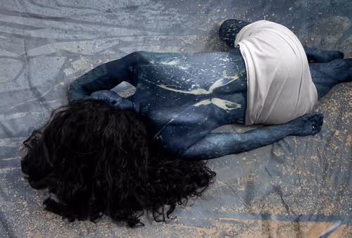 Item #110477367974344333334426119394026957966301743763293328063595940892307647102977 Media