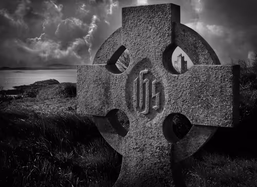 Item #40160686583094733528677484039903516258611509642019211679321071383602909937665 Media