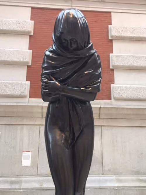 Item #105288803146246383568198026595242847884682393867054726493611635616786358992897 Media