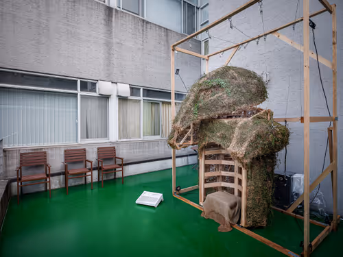 Item #63506404992139794825646867726639661607316974156083106423273415944461768196097 Media