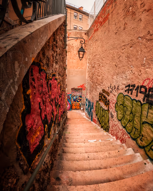 Item #38518121465561927767335068220041833566284498023600994966798612450703566700545 Media