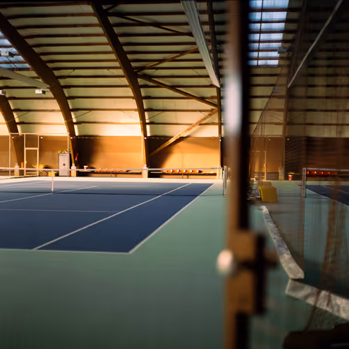 Item #72063473001551707938921919543400060516989299042125628765680198849874920210433 Media