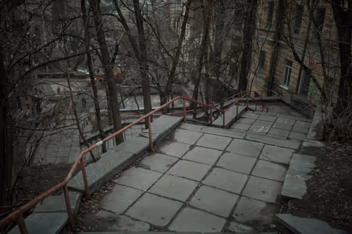 Item #4375115208171662398757709417791216617025009038077306019347163343725984219137 Media