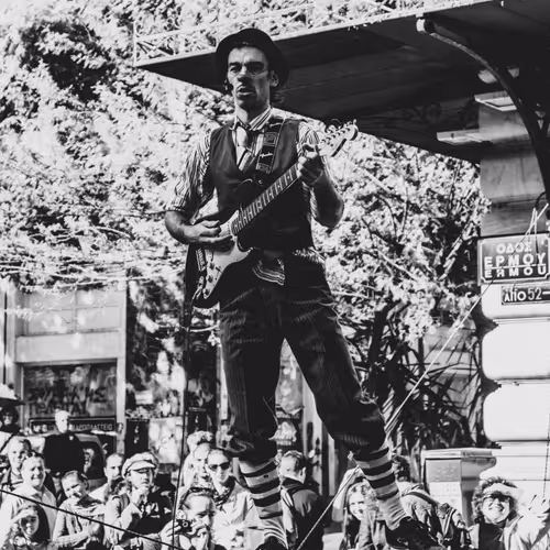 692228807633545716775757127906681102618653973765444029041337455735952375809