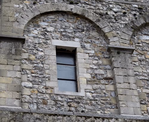 Item #916077490281078954391891268022086119289121145792755899354399202426497269761 Media