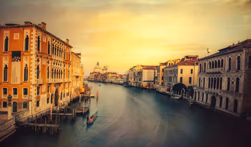 Item #95238282061309199788518551418458861049768828400763851869263328644509399515137 Media