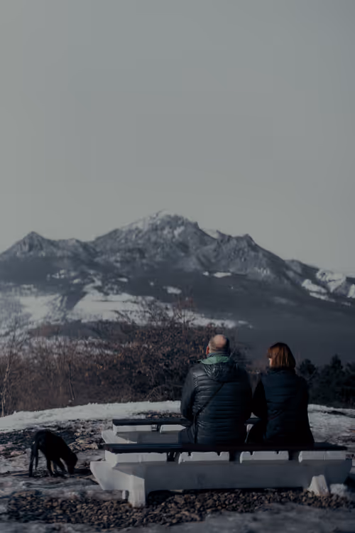 Item #74875889141145645292753782198545527001710615385351102791311981742921338585089 Media