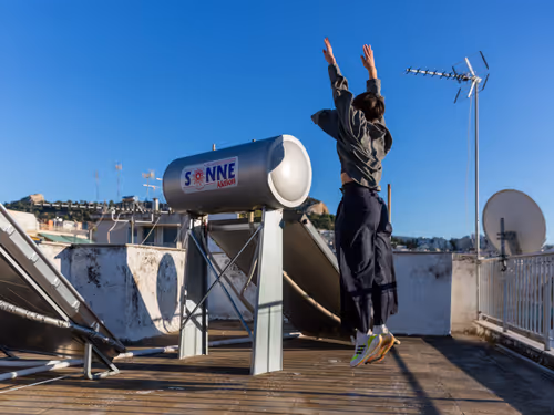 Item #94745967520971096604057728122660795152210802931068623242205408455664729063425 Media