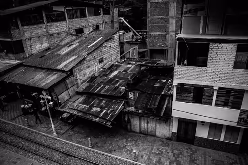 Item #87092990260447267838744578330374476785020899117585411719574779665711867363329 Media