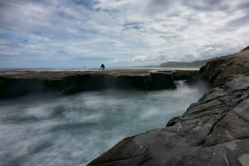 Item #108547290172068983727785202246252609350304201814617164826611776909484664815617 Media