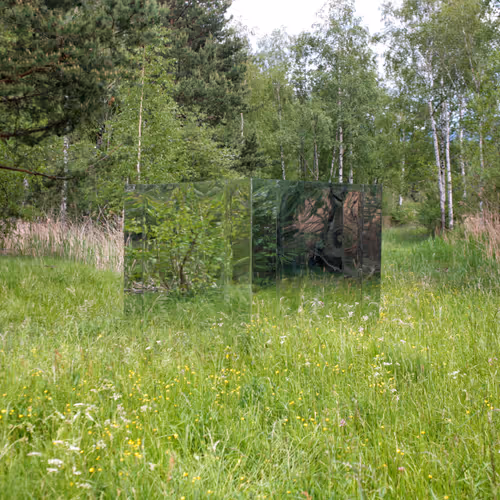 Item #77420488806397133330525240221901748923623733359161899369760968677531374845953 Media