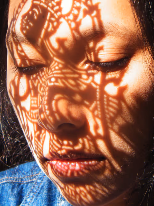 Item #25647283526560934963295738153265676028298763489837943473260237651298605858819 Media