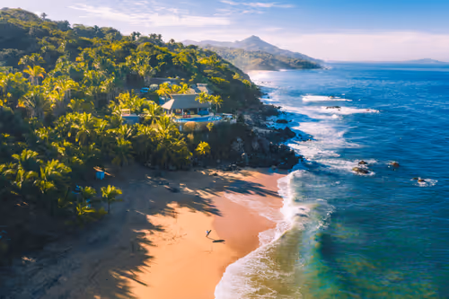 Item #85839433850987451351373420882988387136315355777257615017203975707552846446593 Media