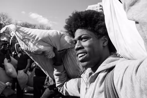 Item #110852837445052671113376188550591799335850901857151089489858941726618214727681 Media