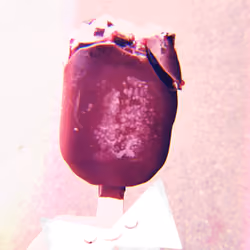 Just a Magnum Raspberry Ice cream ♥ Yummy