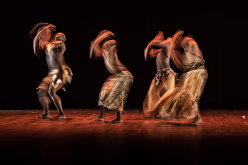 Item #8965084879782408440005669517888823782718184541858268039884352639207691255809 Media