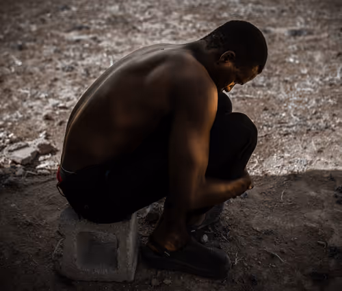 Item #51082641443820473803318409807995596753001585459316189646274989713701147246593 Media