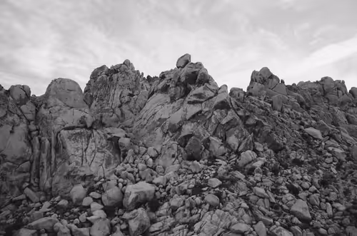 Item #43855545179559374949578343538533146521052449225092810466716167750743331176449 Media