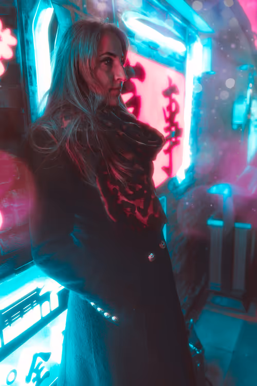 Item #82381014622499112345296957645322786313022492150887205816299328080846264467457 Media