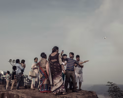 Item #80141737210111839928667523403933295145384279437019335330195524790673804886017 Media