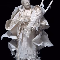 Paper statue 15