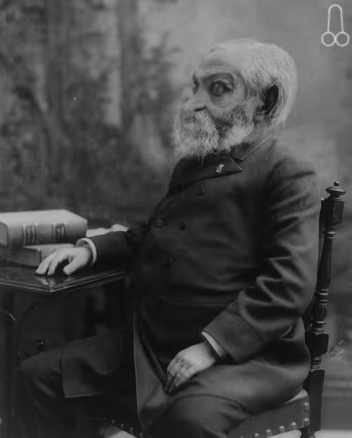 Item #76465705186593823460118533385748271366461917357337156142954316485041655382017 Media