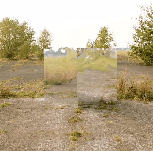 Item #77420488806397133330525240221901748923623733359161899369760968716014281818113 Media