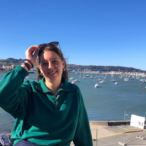 Item #35643411098576877305057509121838093014142283430323492401104929202922951016458 Media